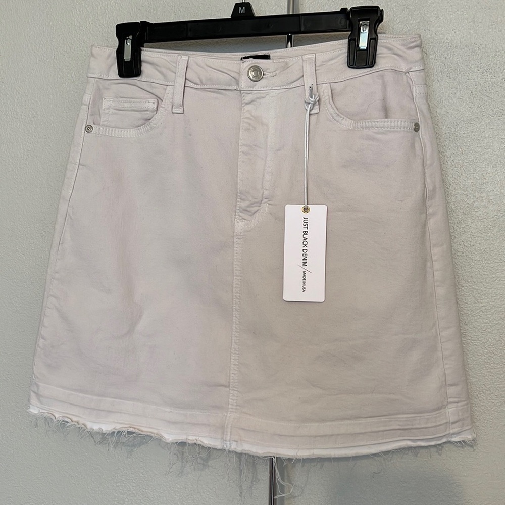 NWT Just Black Released Hem Mini Denim Skirt Oatmeal Size M